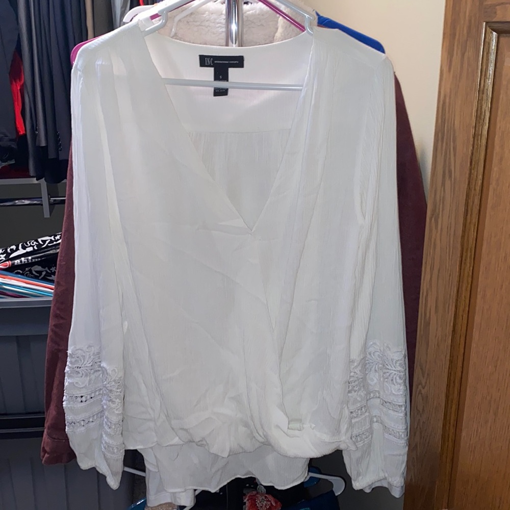 INC Flow white long sleeve